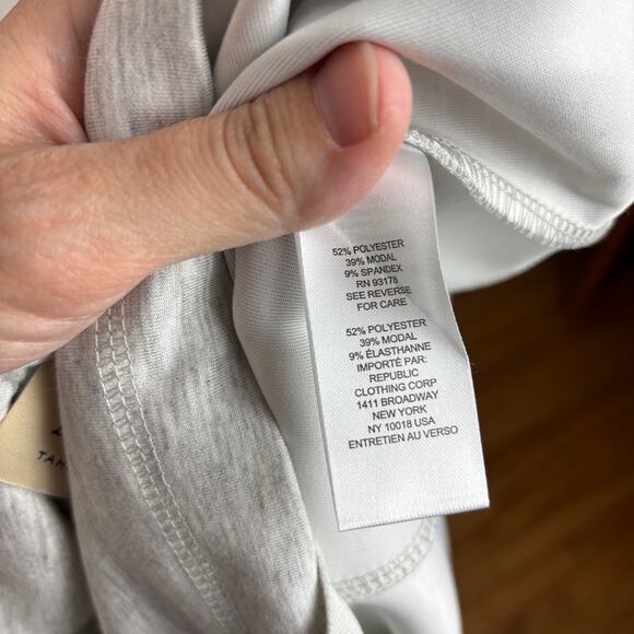 Elie Tahari NEW heathered gray 1/2 zip sweatshirt Modal blend Small oversized - Picture 10 of 10